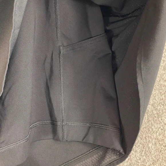 Lululemon lightweight high rise tennis skirt skort size 14 black inseam 3” - Picture 9 of 13